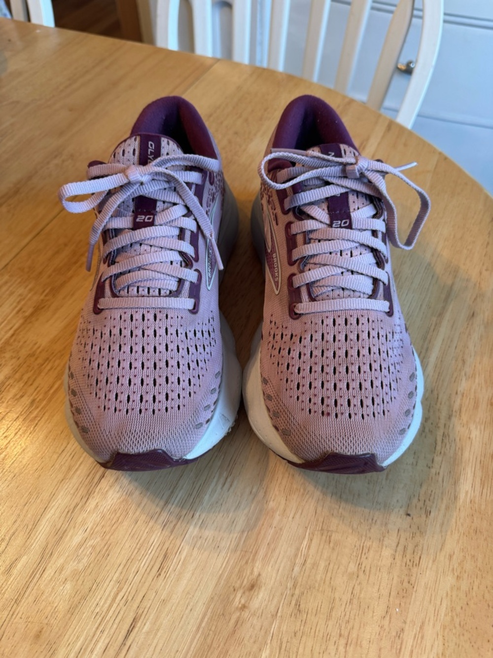 Brooks Women's Running Shoes in Mauve and Plum - Picture 3 of 4